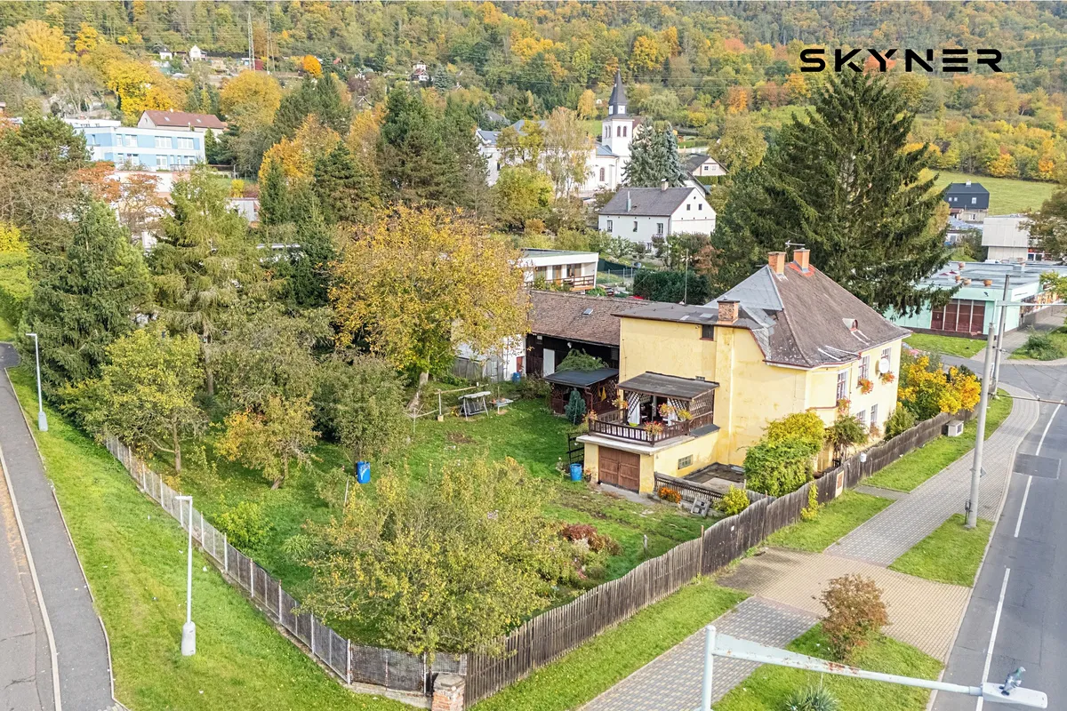 Prodej rodinného domu 230 m², pozemek 1547 m²